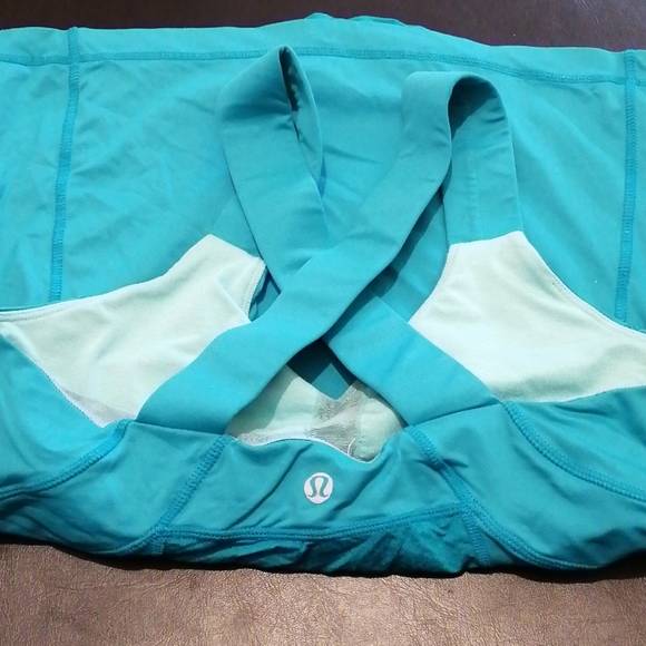 Lululemon tank top - Picture 3 of 3